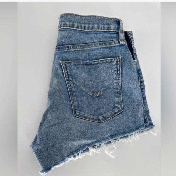 Hudson Gemma Maternity shorts size 29 - Picture 3 of 4